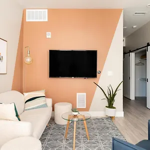 Colorful Western Vibe - Walk Everywhere - Zuni Lofts Denver